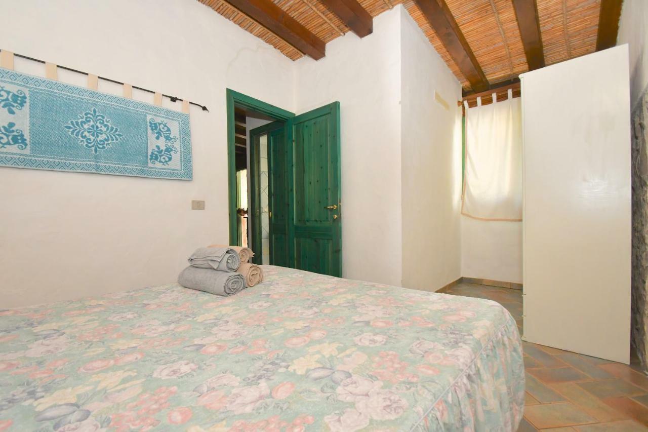 Sa Dommo De Sa Pietate Apartment Orosei Exterior foto
